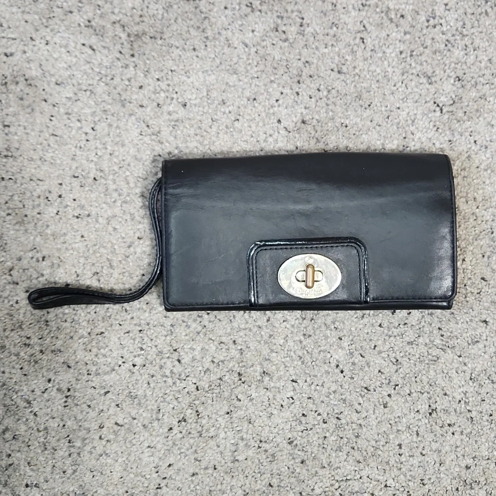 Kate Spade Turnlock Mara Hampton Road Black Leather Clutch Wallet